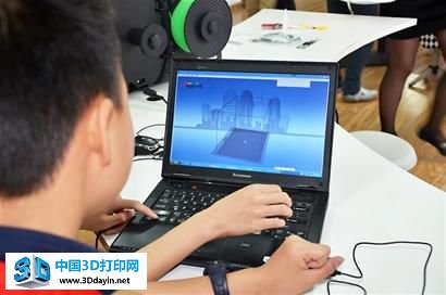 成都市锦江区在全省率先建立3D打印“未来教室”，还计划研发中小学3D打印教程