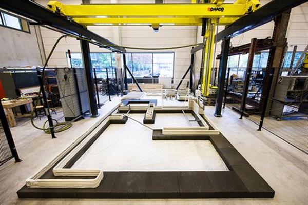 埃因霍温大学研发出大型建筑3D打印机