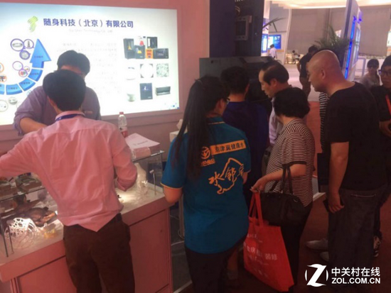 廊坊经洽会 弘瑞3D打印机让人大开眼界