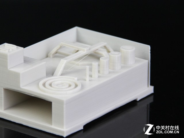 ɱȡ MakerBot R+ 3Dӡײ 