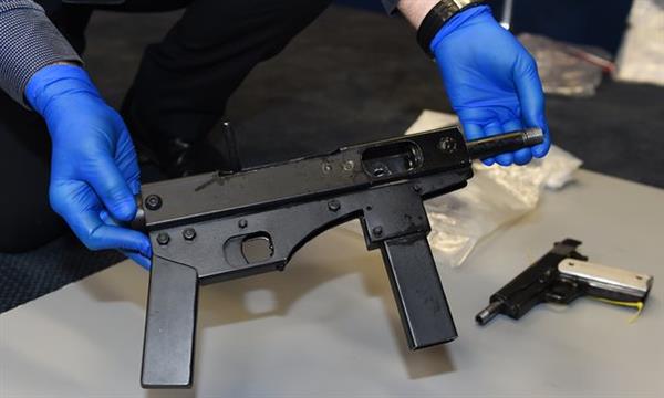 澳州警察在缉毒行动中发现3D打印冲锋枪