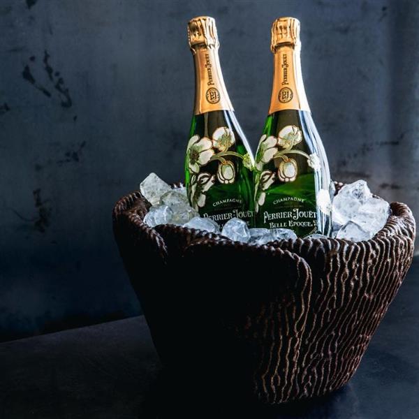 纽约艺术家携手著名香槟制造商“巴黎之花”推出3D打印冰桶