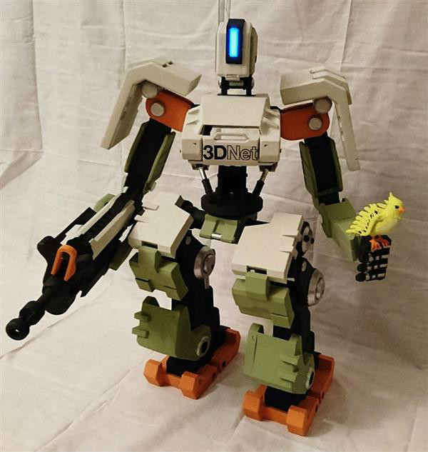 《守望先锋》迷 3D打印“Bastion”PC机