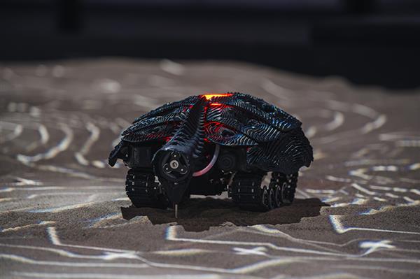 Noumena探索人工智能和机器人通过3D打印发展和生存