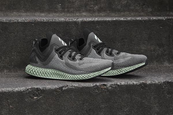 阿迪达斯的3D打印AlphaEdge 4D LTD运动鞋开始接受预定 阿迪达斯的3D打印AlphaEdge 4D LTD运动鞋开始接受预定