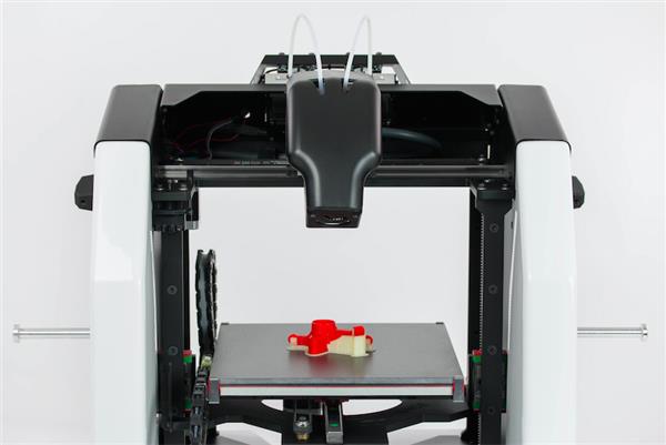 波兰公司新的3DGence DOUBLE双挤出3D打印机冲击桌面AM市场 波兰公司新的3DGence DOUBLE双挤出3D打印机冲击桌面AM市场