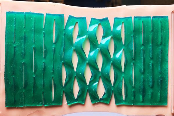 mit-engineers-use-3d-printing-to-develop-kirigami-influenced-adhesive-bandages-1.jpg