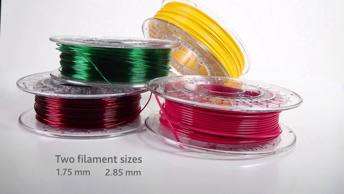 ��ʿ��Я�ֺ��������ѧΪƶ����ͯ3D��ӡ����