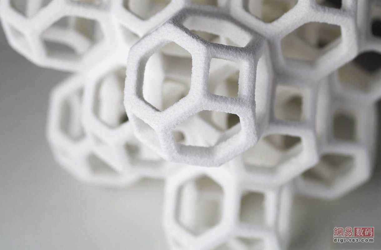 3Dӡ