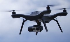 <b>3D Robotics携手欧特克推出可3D扫描的无人机</b> <b>3D Robotics携手欧特克推出可3D扫描的无人机</b>