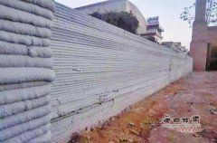 <b>甘肃一水果农场主独立研发出建筑3D打印机</b> <b>甘肃一水果农场主独立研发出建筑3D打印机</b>