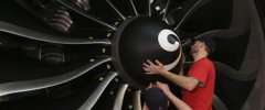 <b>GE将投43亿美元生产3D打印航空发动机部件</b> <b>GE将投43亿美元生产3D打印航空发动机部件</b>
