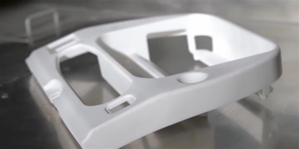 阿联酋航空的3D打印视频监视器使用3D Systems SLS技术打印 阿联酋航空的3D打印视频监视器使用3D Systems SLS技术打印