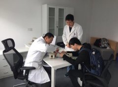 <b>上海交大医学院推出3D打印定制矫形器服务</b> <b>上海交大医学院推出3D打印定制矫形器服务</b>