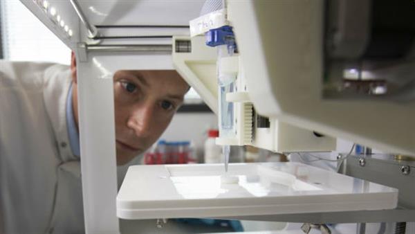 纽卡斯尔大学的科学家成功3D打印了人类首个眼角膜 纽卡斯尔大学的科学家成功3D打印了人类首个眼角膜