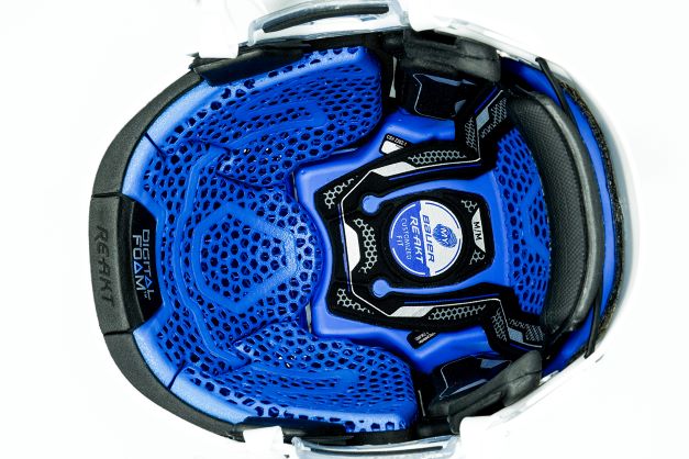 BAUER和EOS使用泡沫3D打印生产个性化冰球头盔衬垫，有望大规模生产